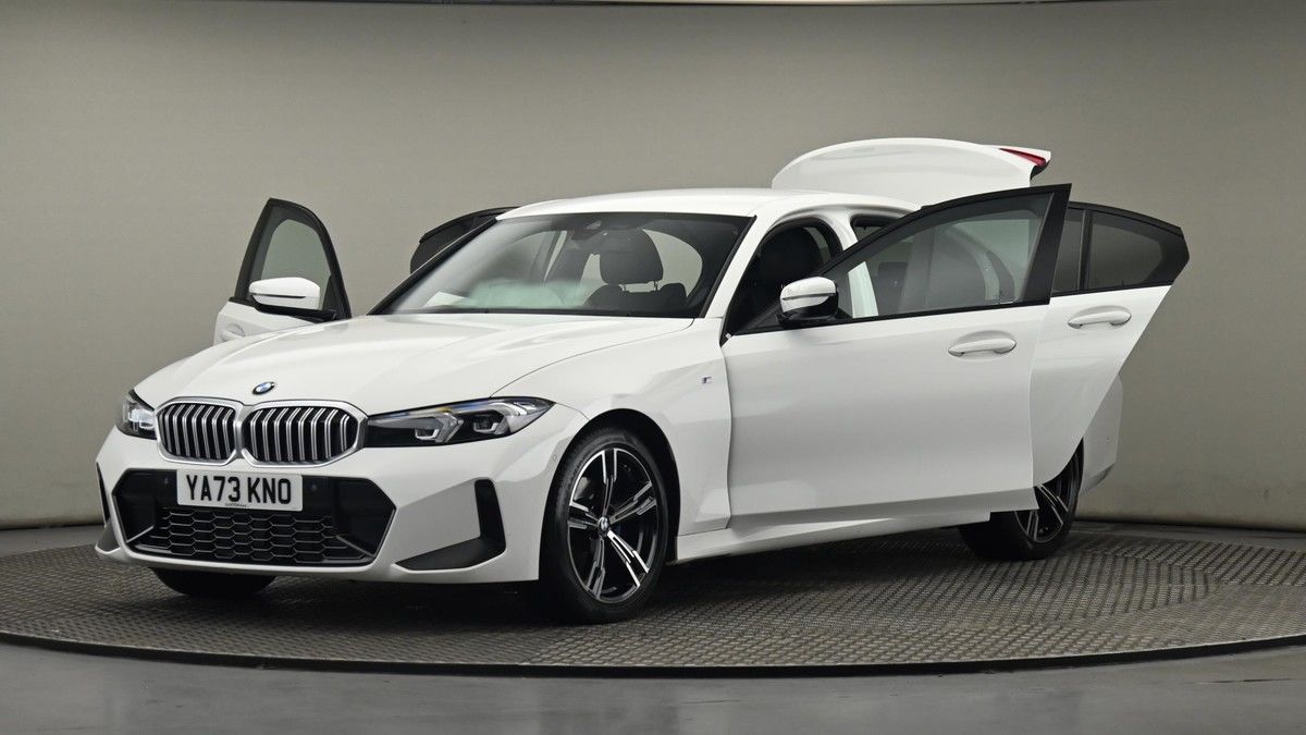 BMW 3 Series Image 28