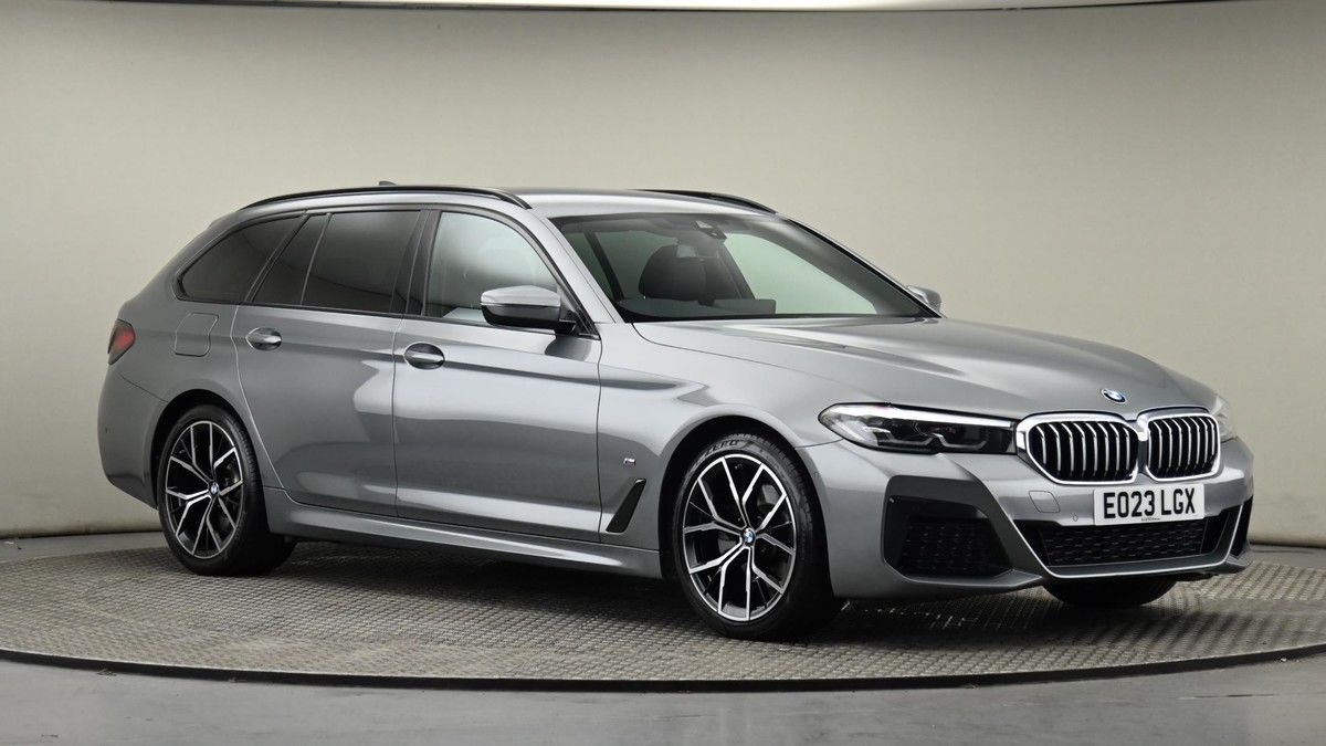 BMW 5 Series Image 19