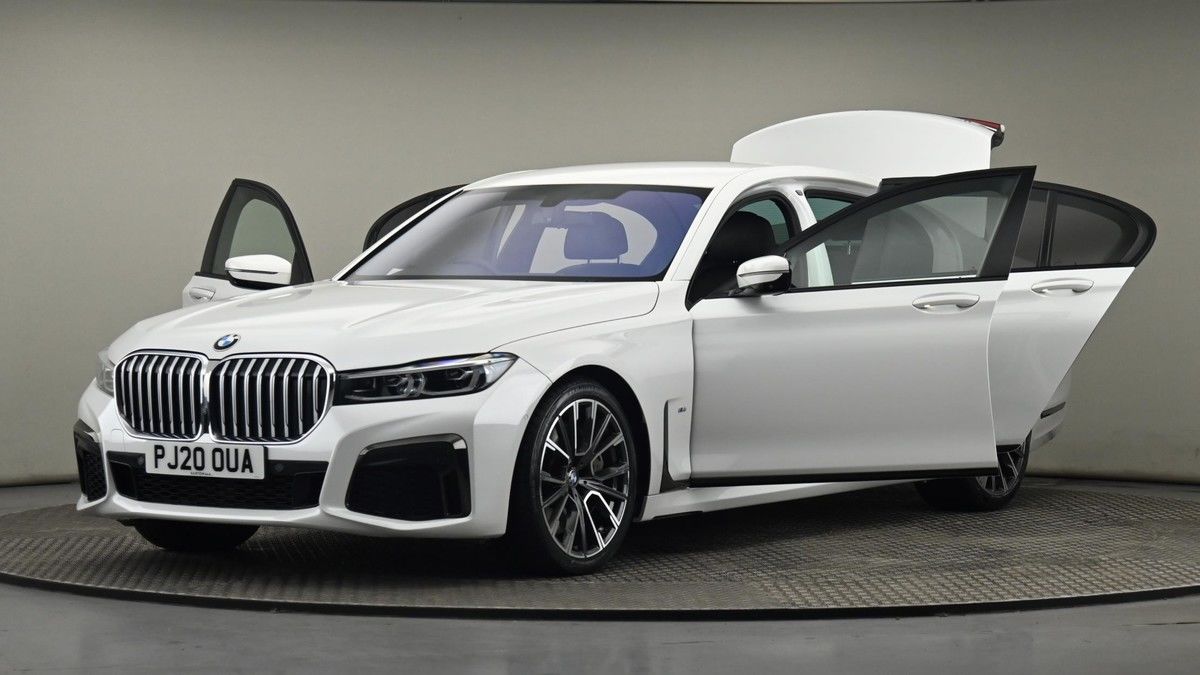 BMW 7 Series Image 28