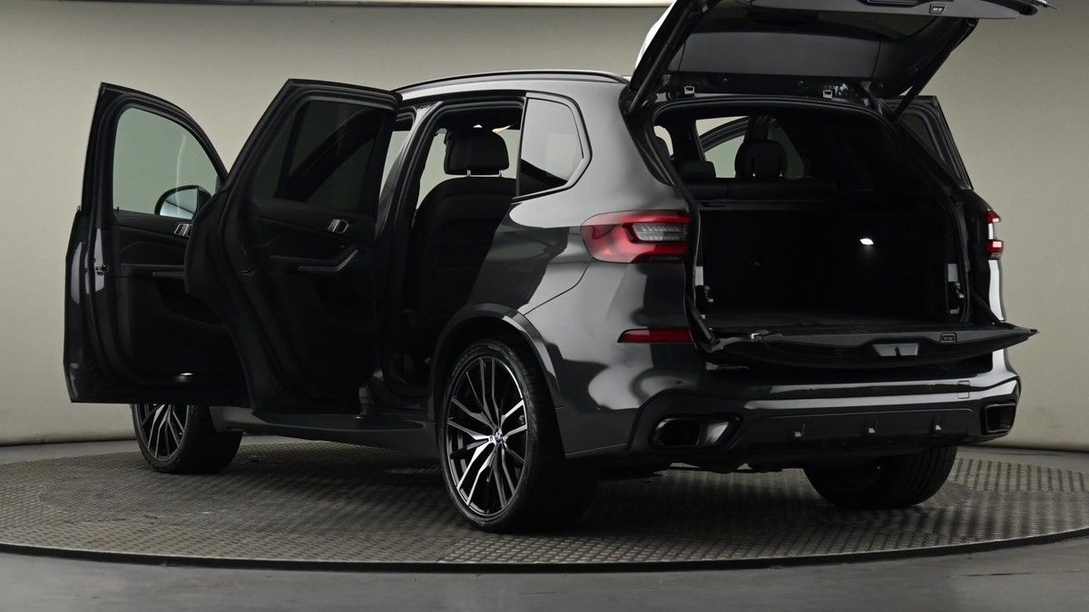 BMW X5 Image 29