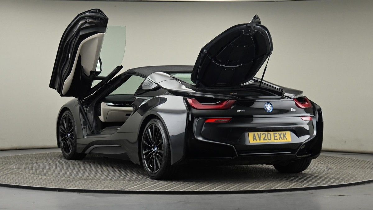 BMW i8 Image 29