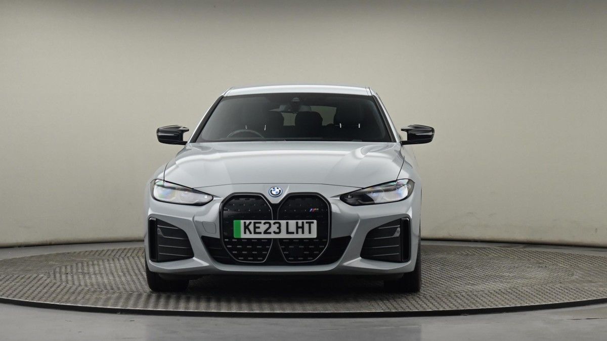 BMW i4 Image 9