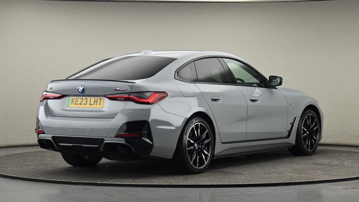 BMW i4 Image 14