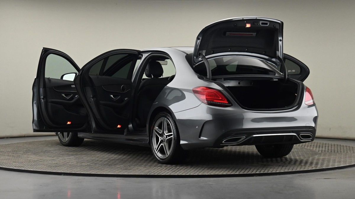 Mercedes-Benz C Class Image 52