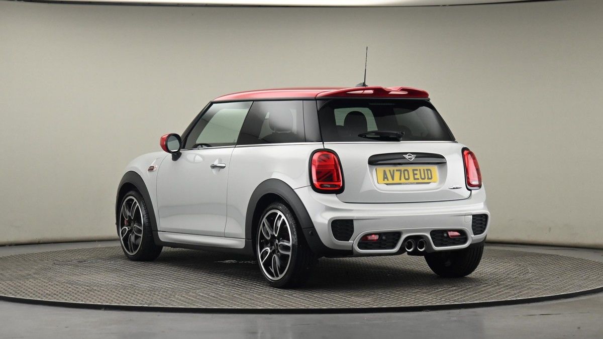 MINI Hatch Image 24