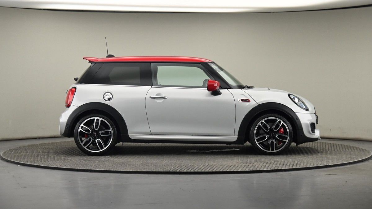MINI Hatch Image 27