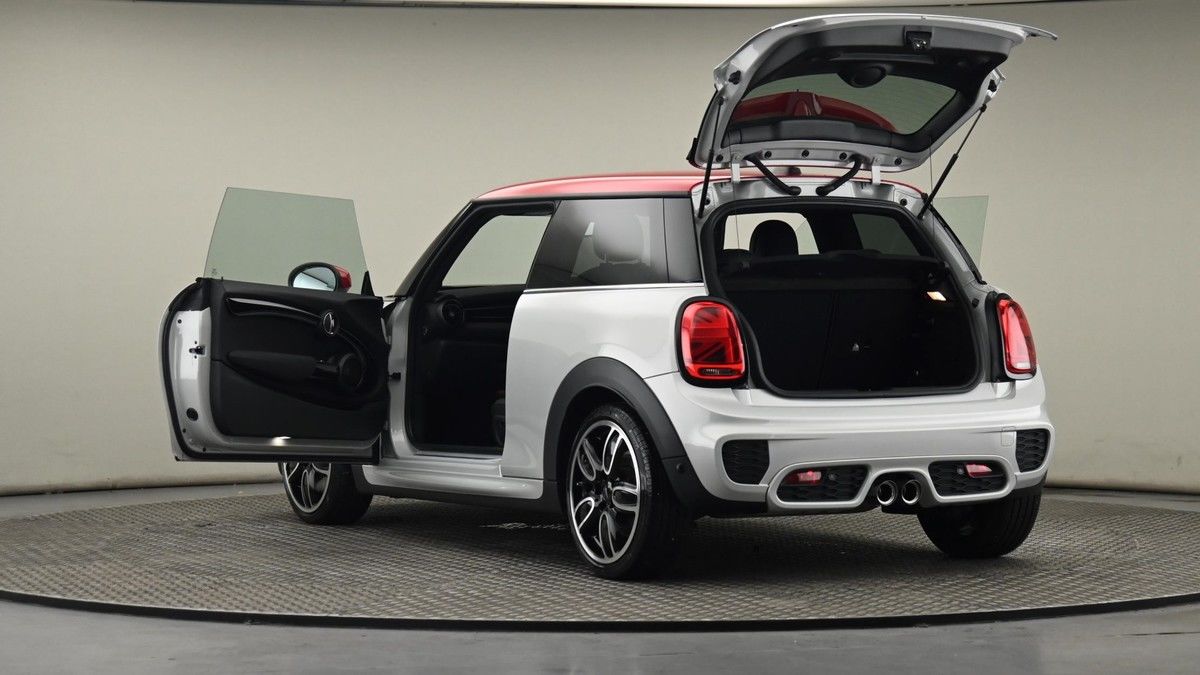 MINI Hatch Image 29