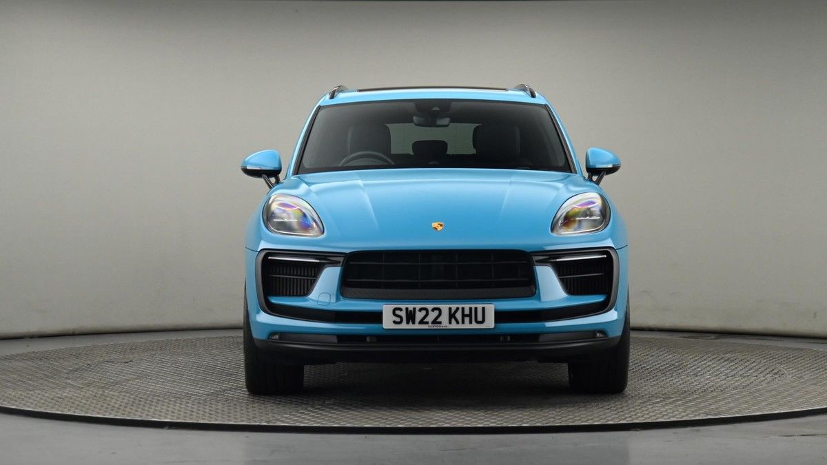 Porsche Macan Image 21