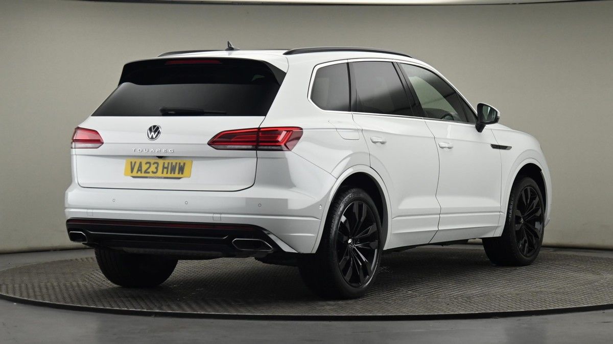 Volkswagen Touareg Image 26