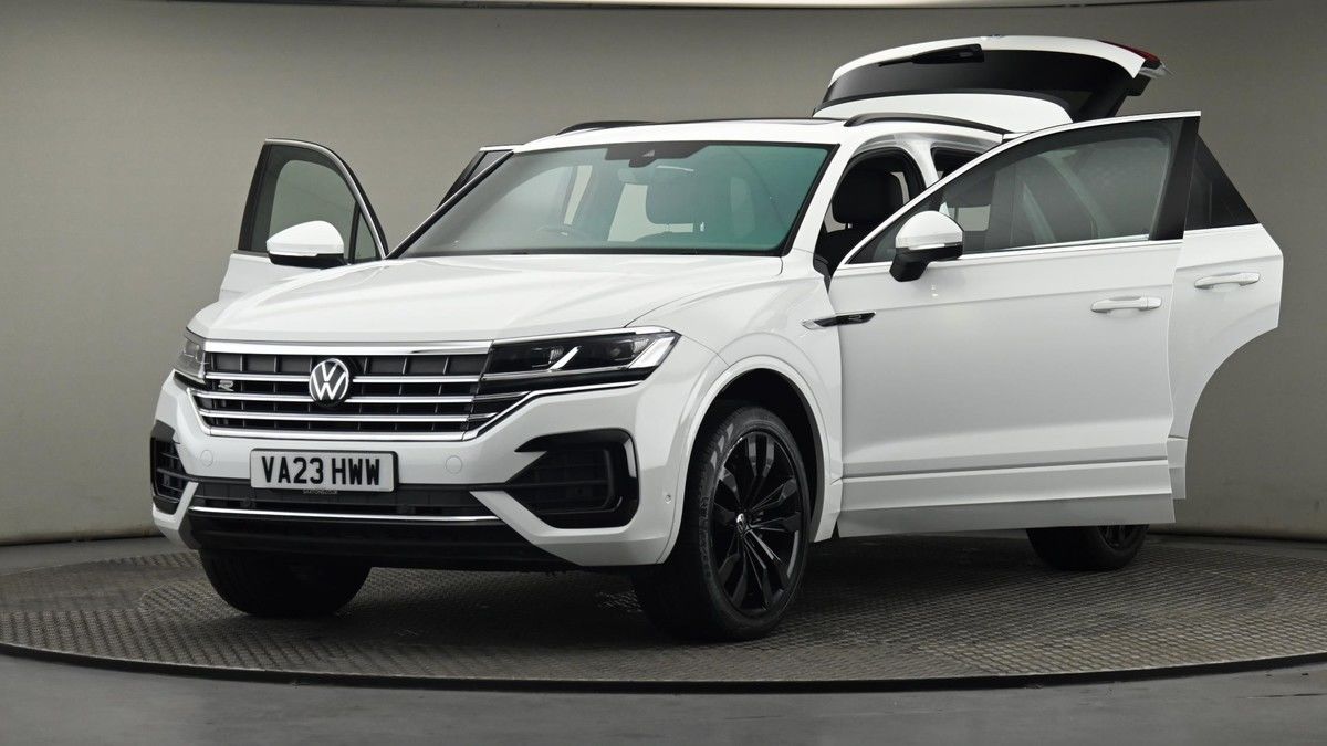 Volkswagen Touareg Image 28