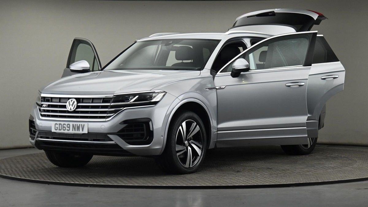 Volkswagen Touareg Image 28