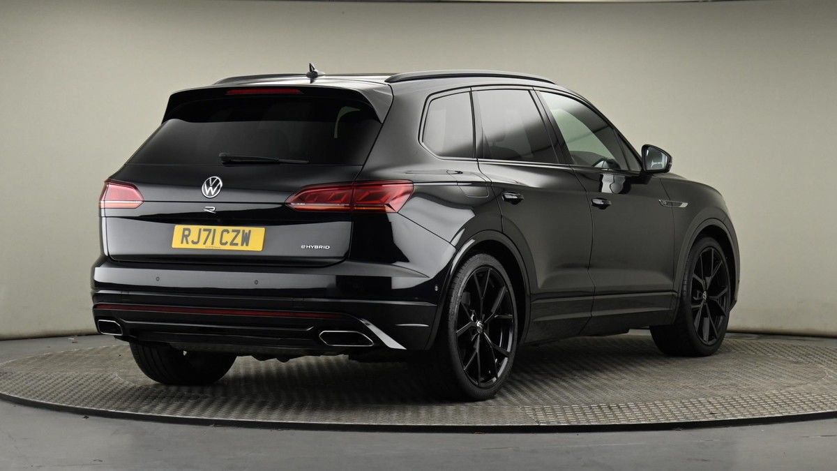 Volkswagen Touareg Image 26