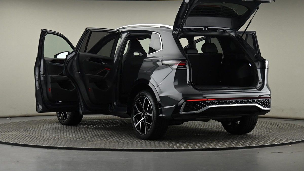 Volkswagen Tiguan Image 28