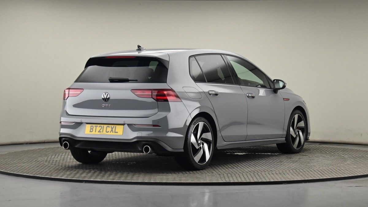 Volkswagen Golf Image 25