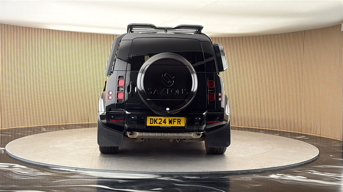 More views of Land Rover Defender 110