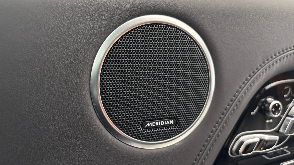 Land Rover Range Rover Image 25