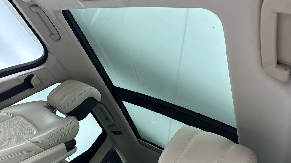 Land Rover Range Rover Sport Image 6