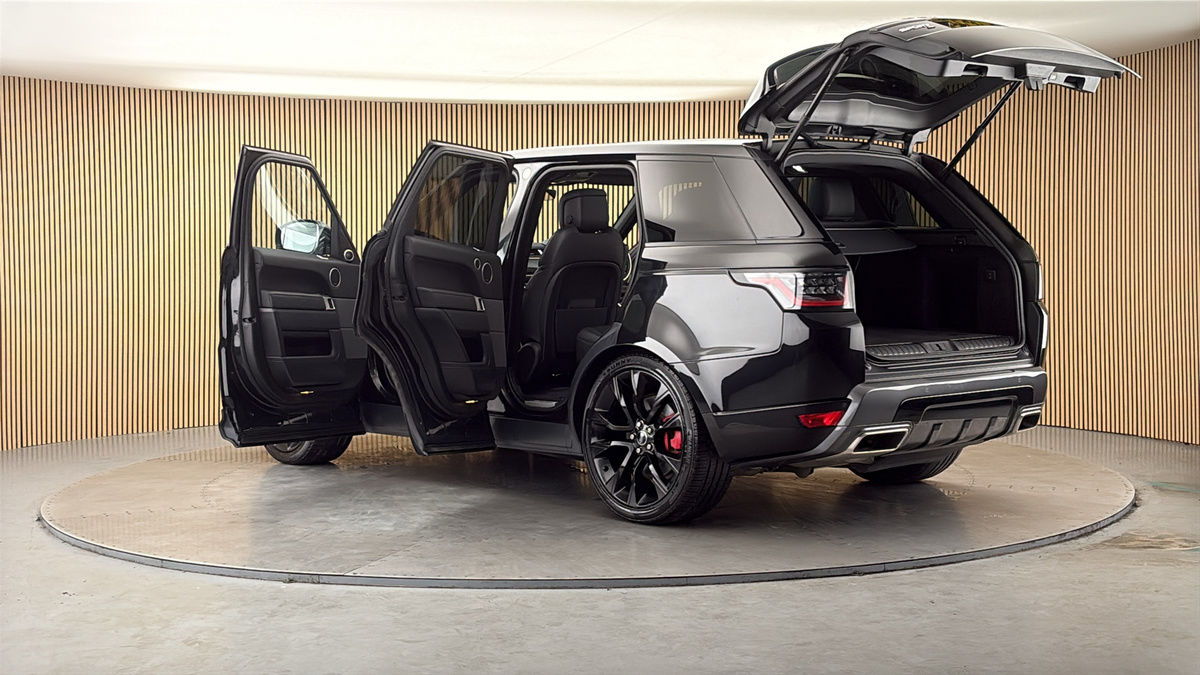 More views of Land Rover Range Rover Sport