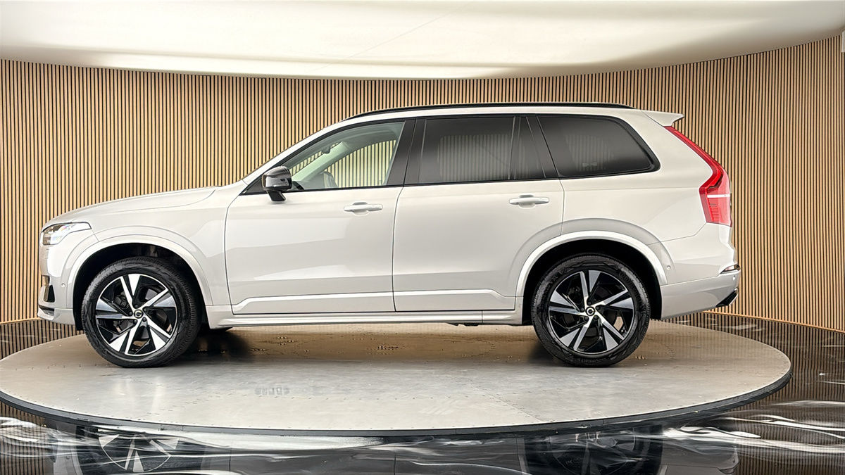 More views of Volvo XC90