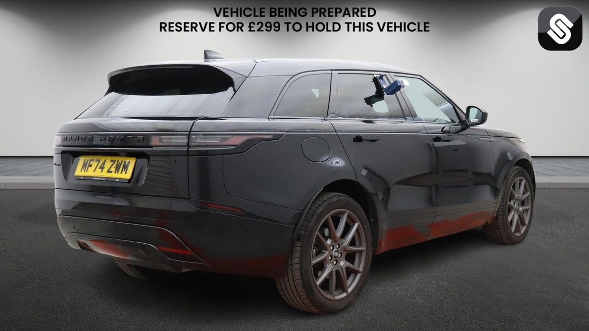 Land Rover Range Rover Velar Image 4