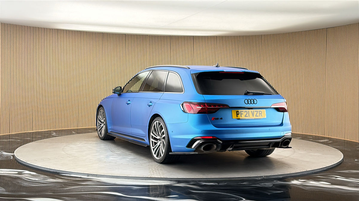 More views of Audi RS4 Avant
