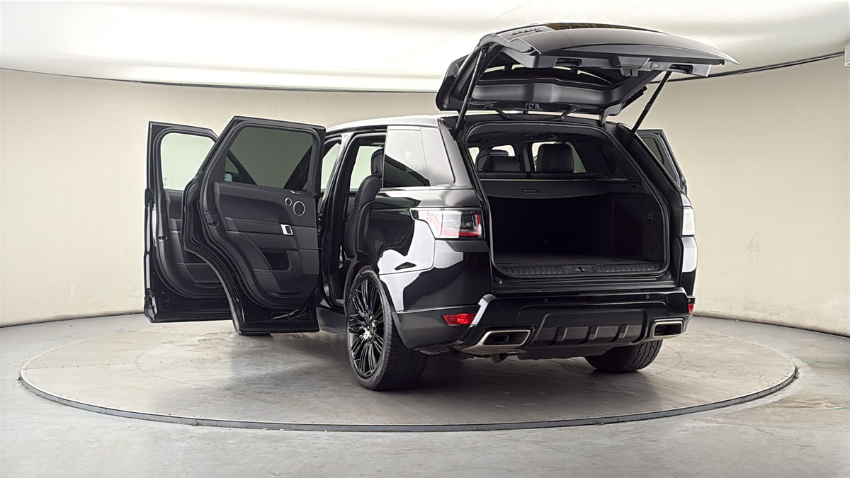 More views of Land Rover Range Rover Sport