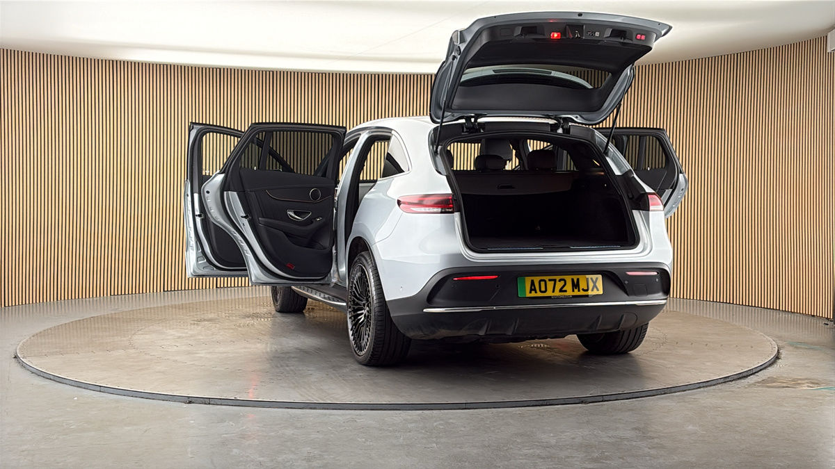 More views of Mercedes-Benz EQC