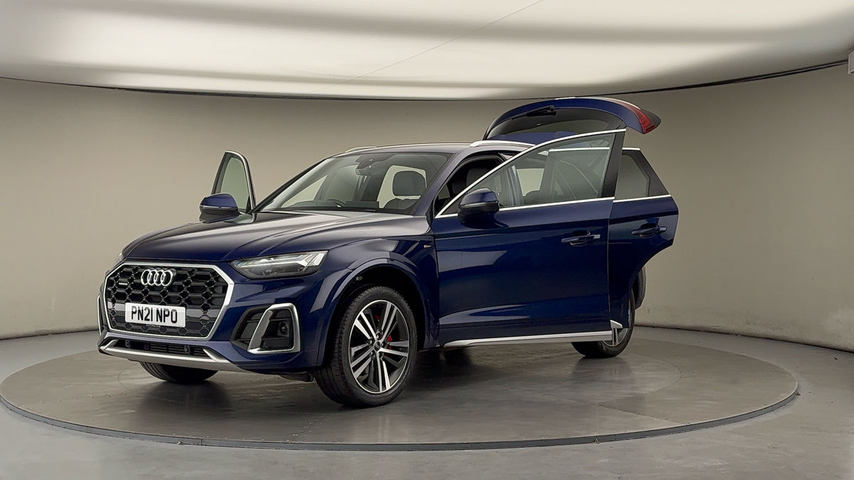 More views of Audi Q5