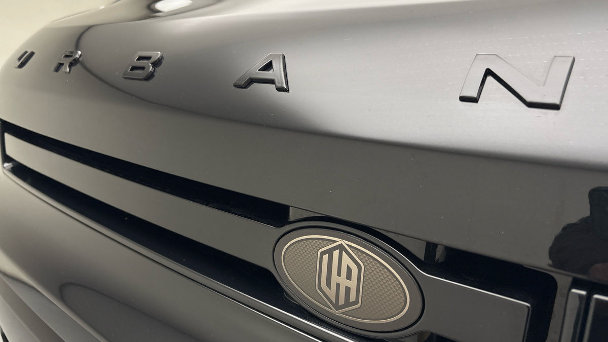 Land Rover Defender 110 Urban Image 24