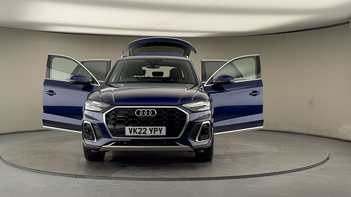 More views of Audi Q5