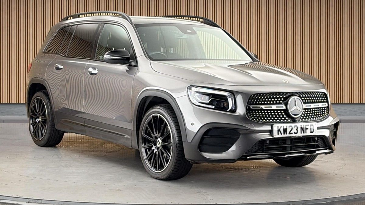Mercedes-Benz GLB Sticky Header Image