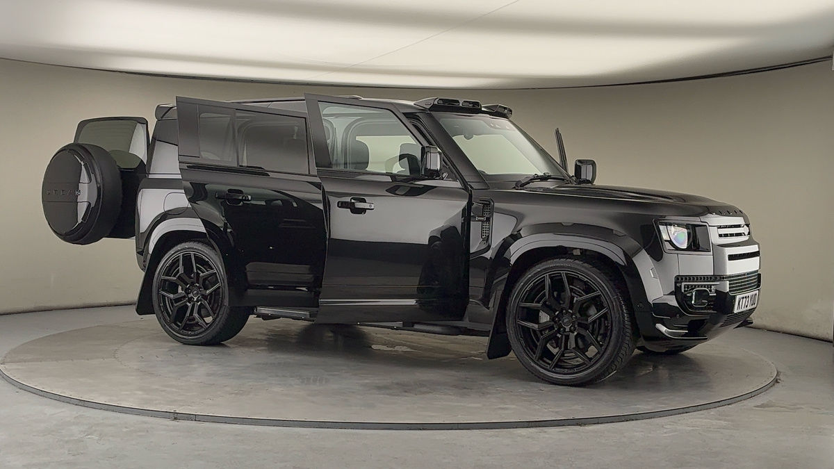 More views of Land Rover Defender 110