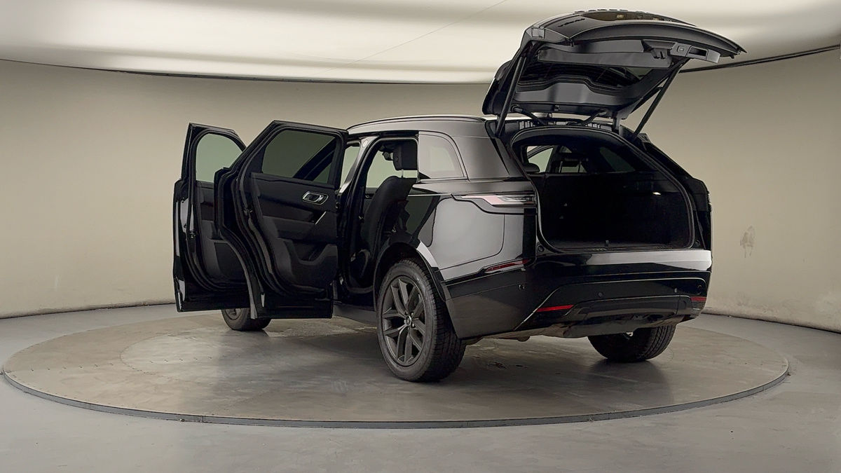 Land Rover Range Rover Velar Image 23