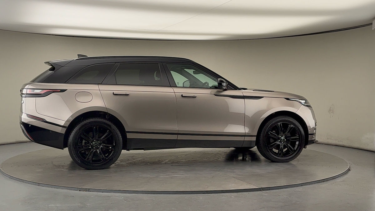 More views of Land Rover Range Rover Velar