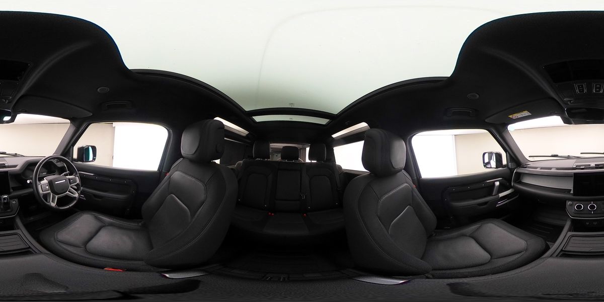 More views of Land Rover Defender 90