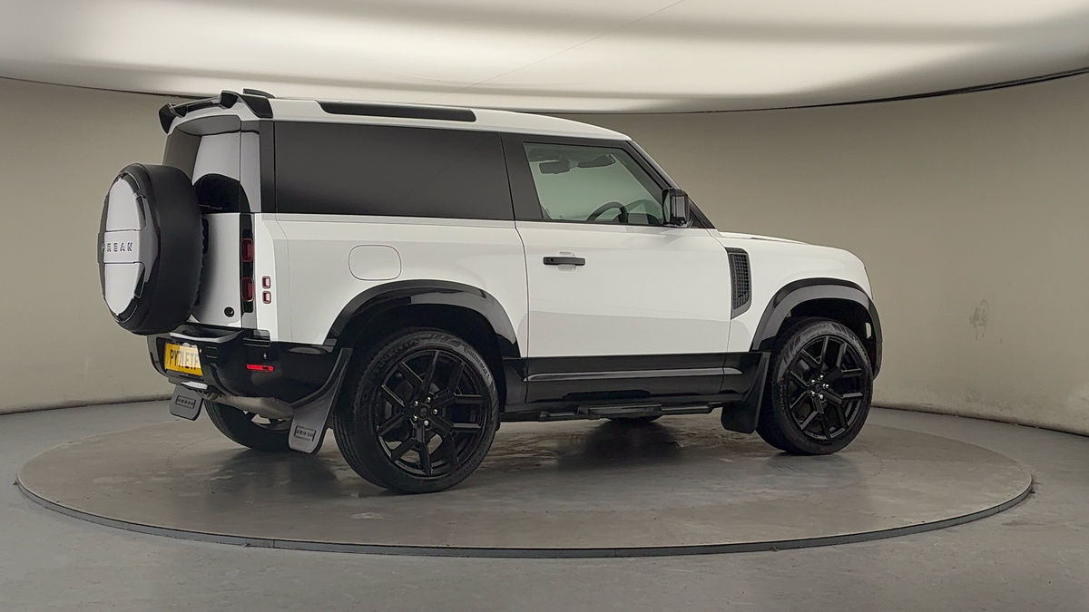 More views of Land Rover Defender 90