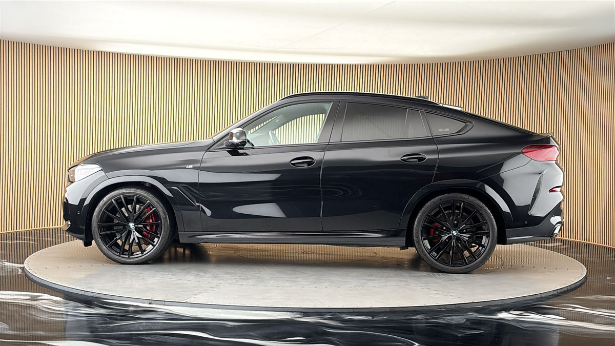 More views of BMW X6