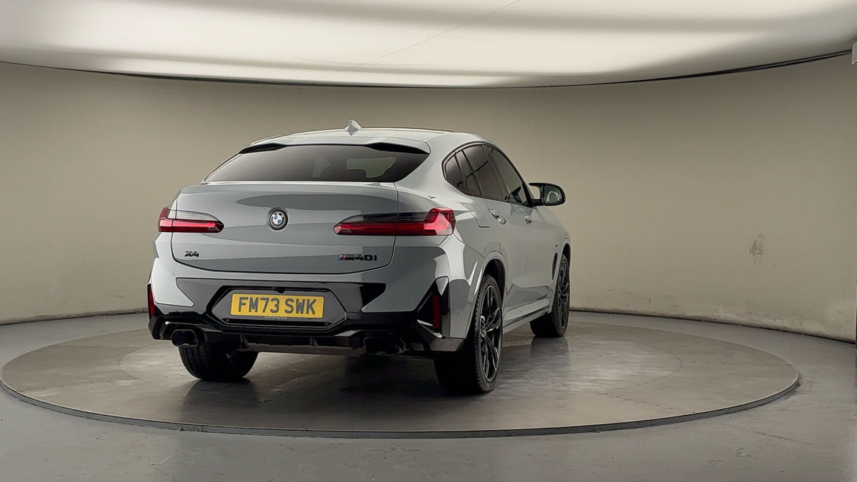 More views of BMW X4