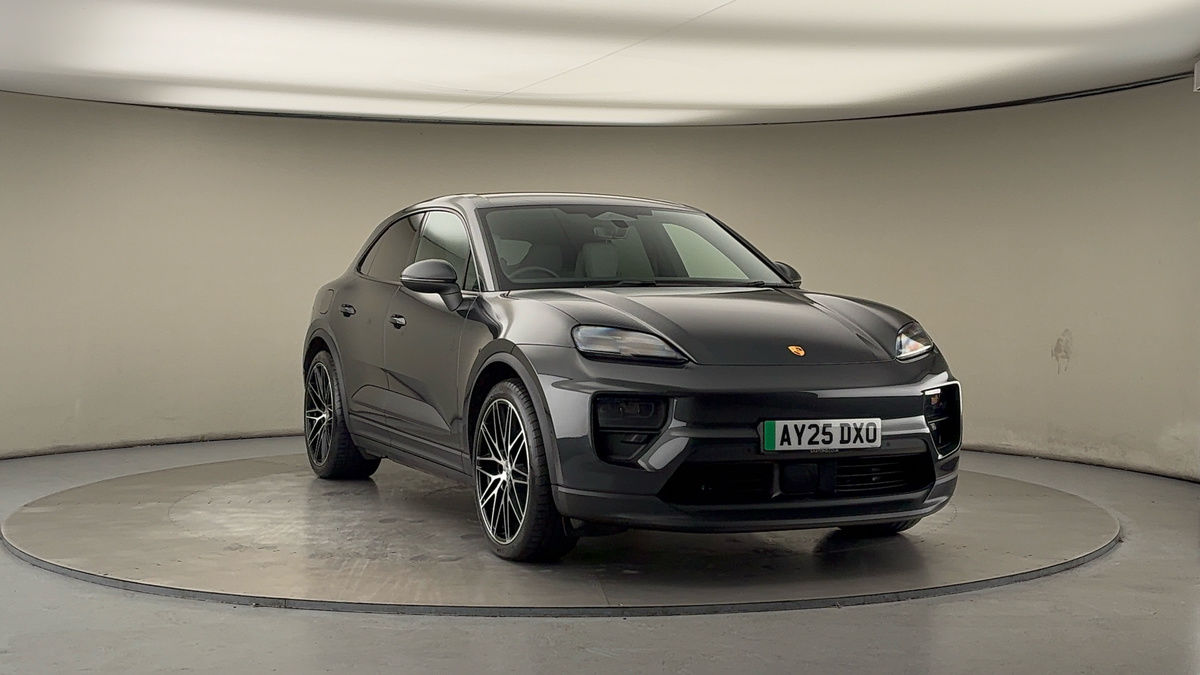 More views of Porsche Macan