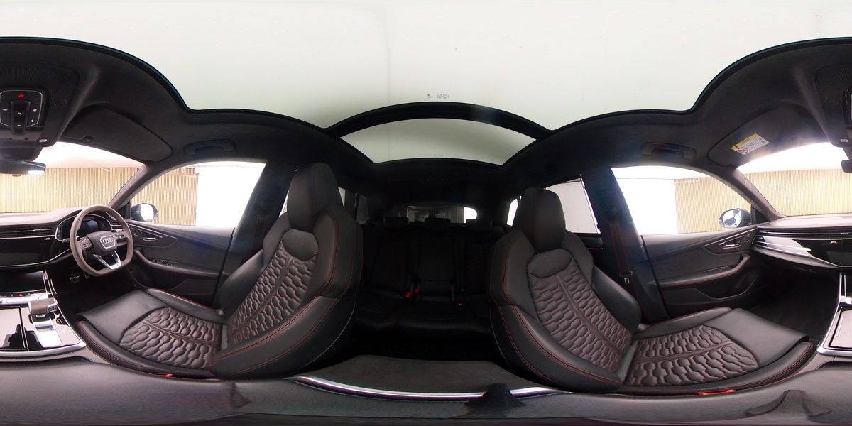 More views of Audi RSQ8