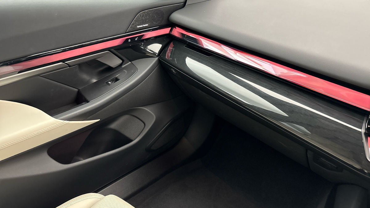 BMW i5 Image 26