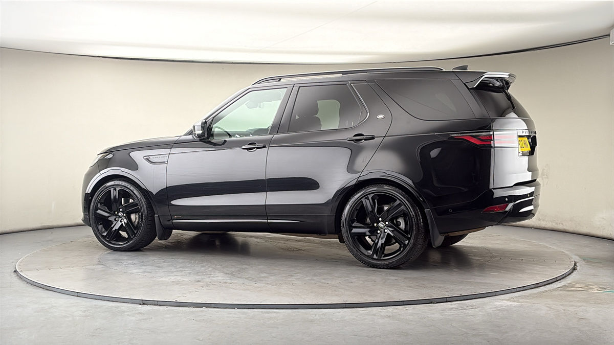 More views of Land Rover Discovery