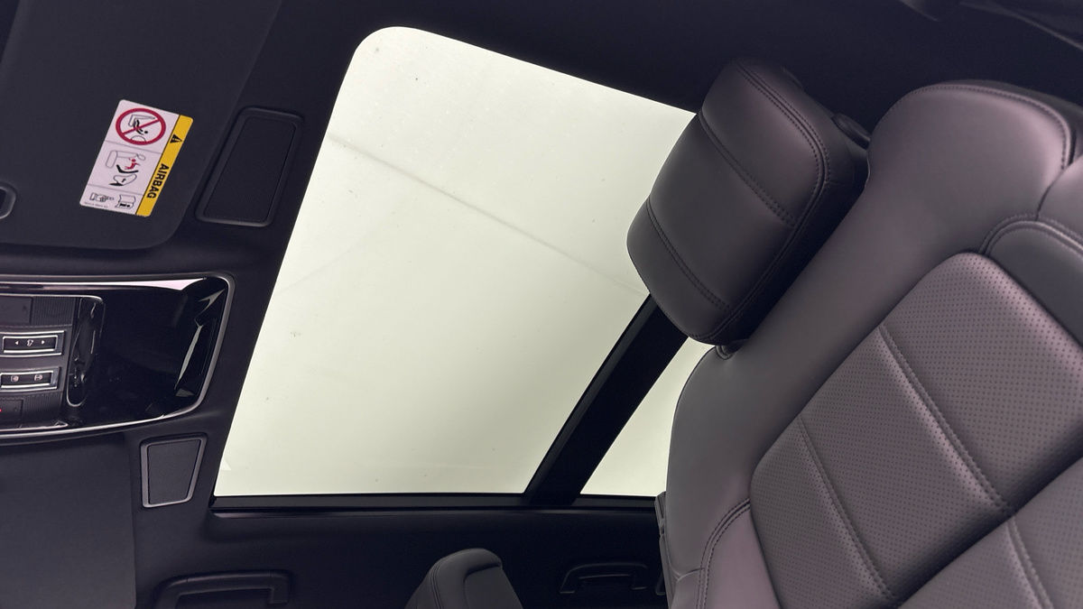 Land Rover Range Rover Sport Image 6