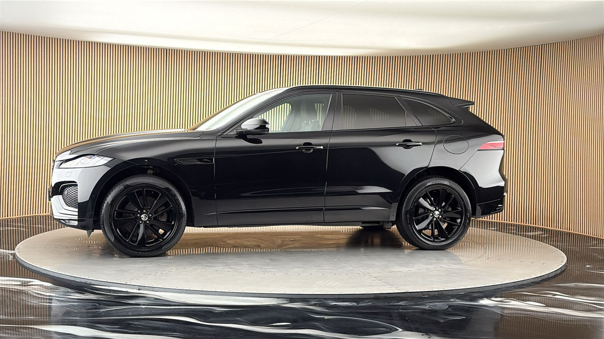 More views of Jaguar F-PACE