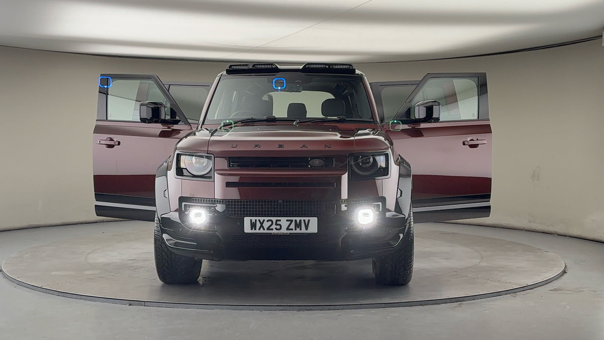 More views of Land Rover Defender 110