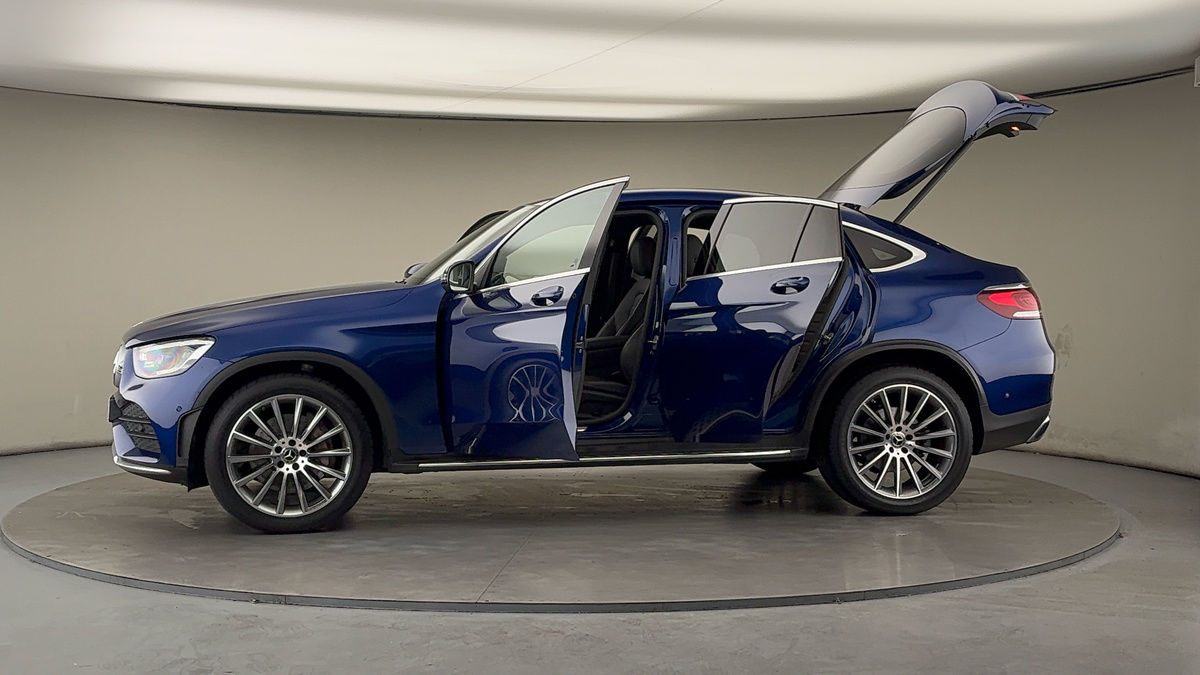 More views of Mercedes-Benz GLC