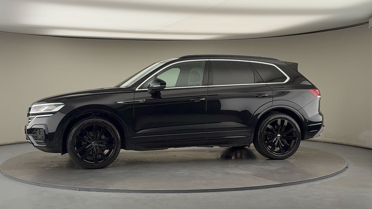 More views of Volkswagen Touareg