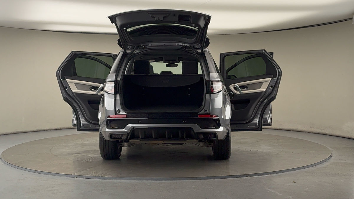 More views of Land Rover Discovery Sport