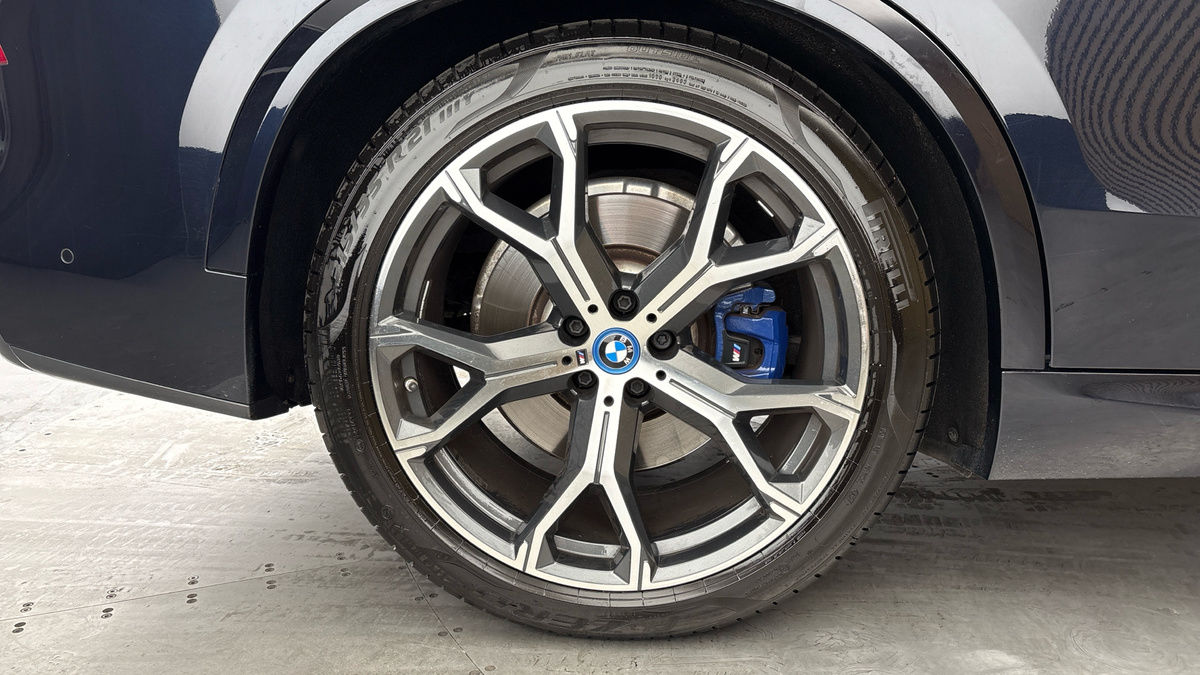 BMW X5 Image 10