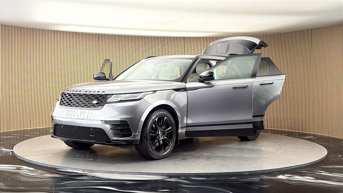 More views of Land Rover Range Rover Velar